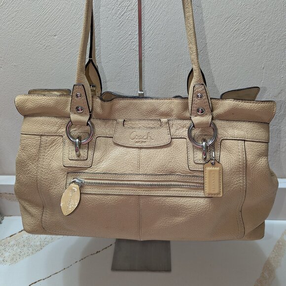 Coach Penelope, EUC! Leather, large tote/handbag. - Picture 1 of 9